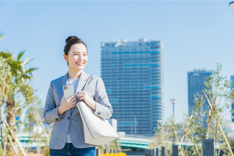 Doomoの交流会へ向かう女性