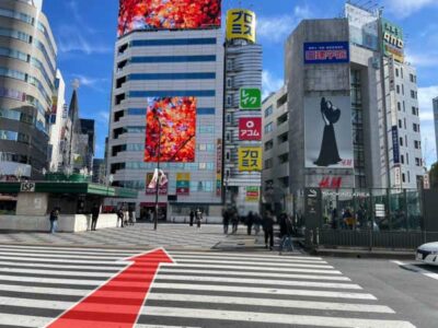 池袋東口信号