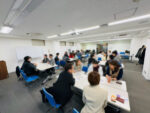 東京で開催した着席形式の交流会